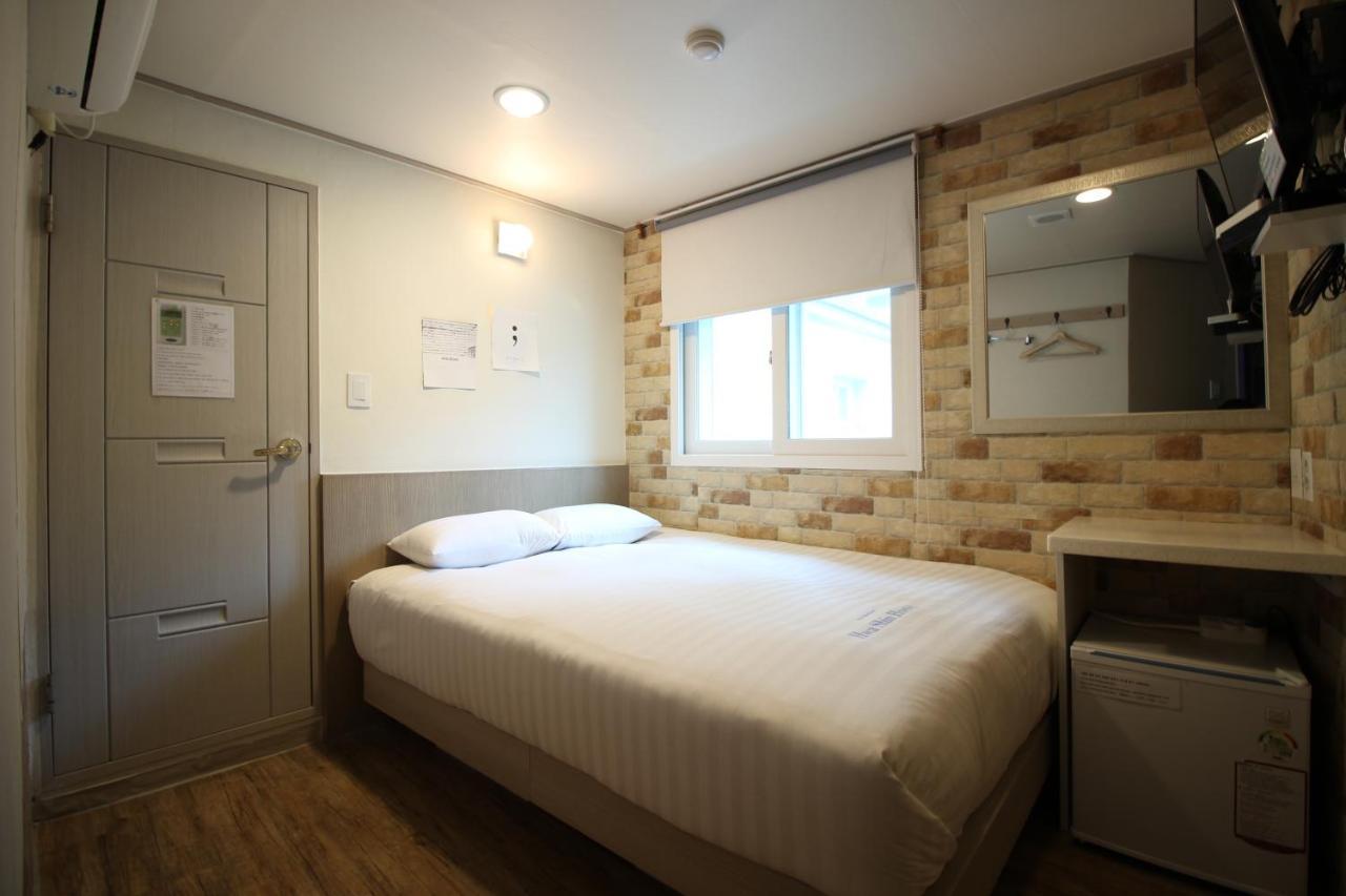 Dongdaemun Hwashin Hostel Seúl Exterior foto