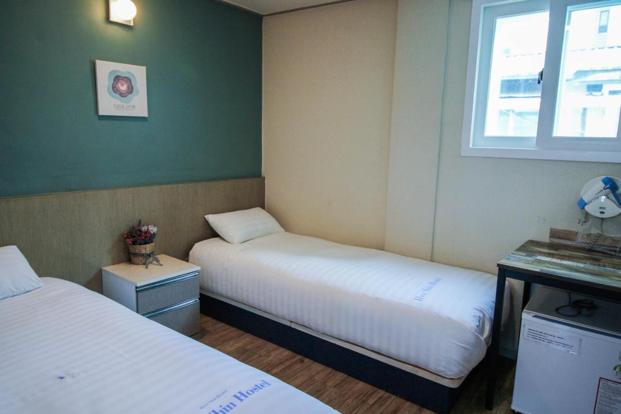 Dongdaemun Hwashin Hostel Seúl Exterior foto
