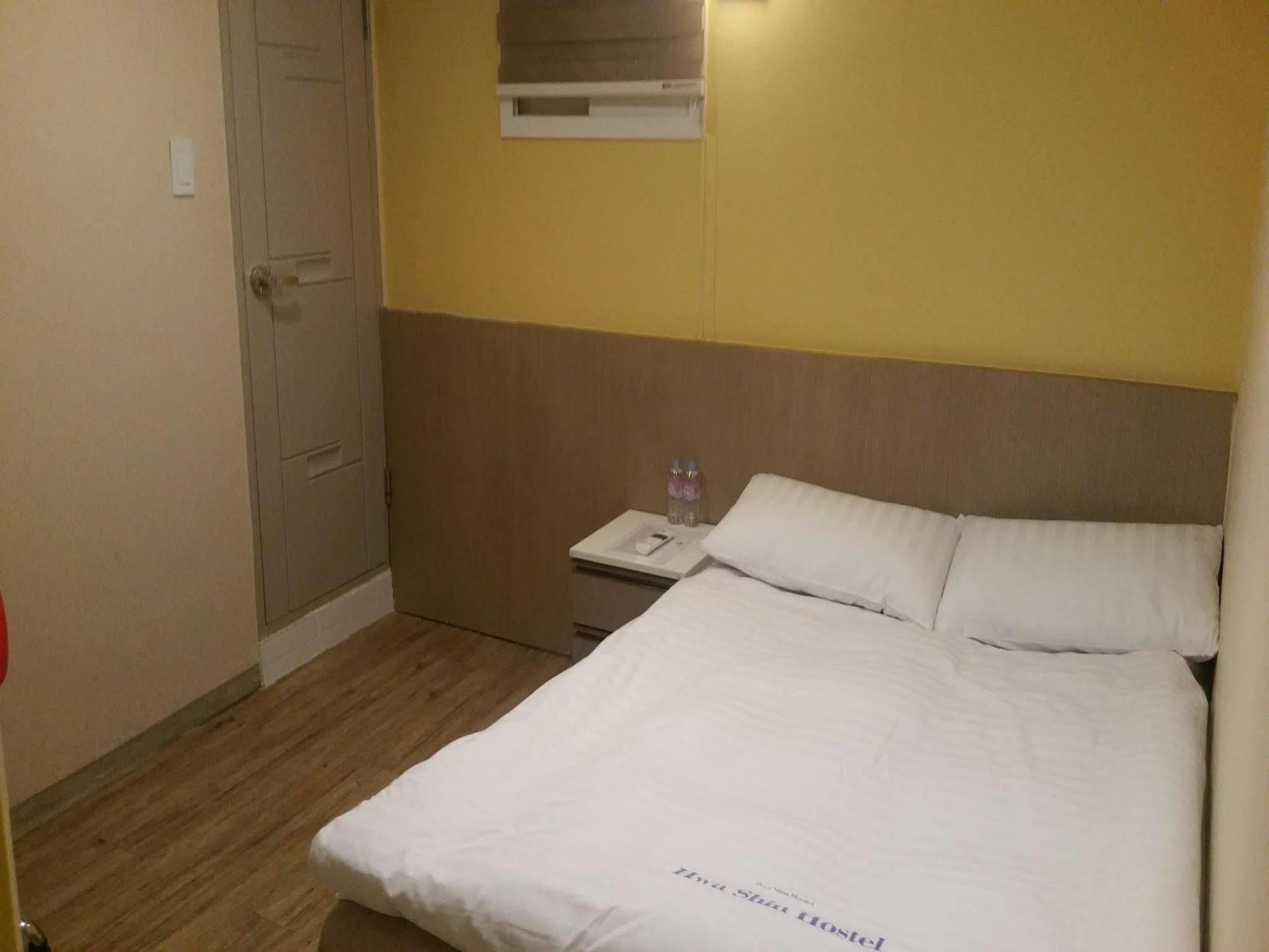 Dongdaemun Hwashin Hostel Seúl Exterior foto